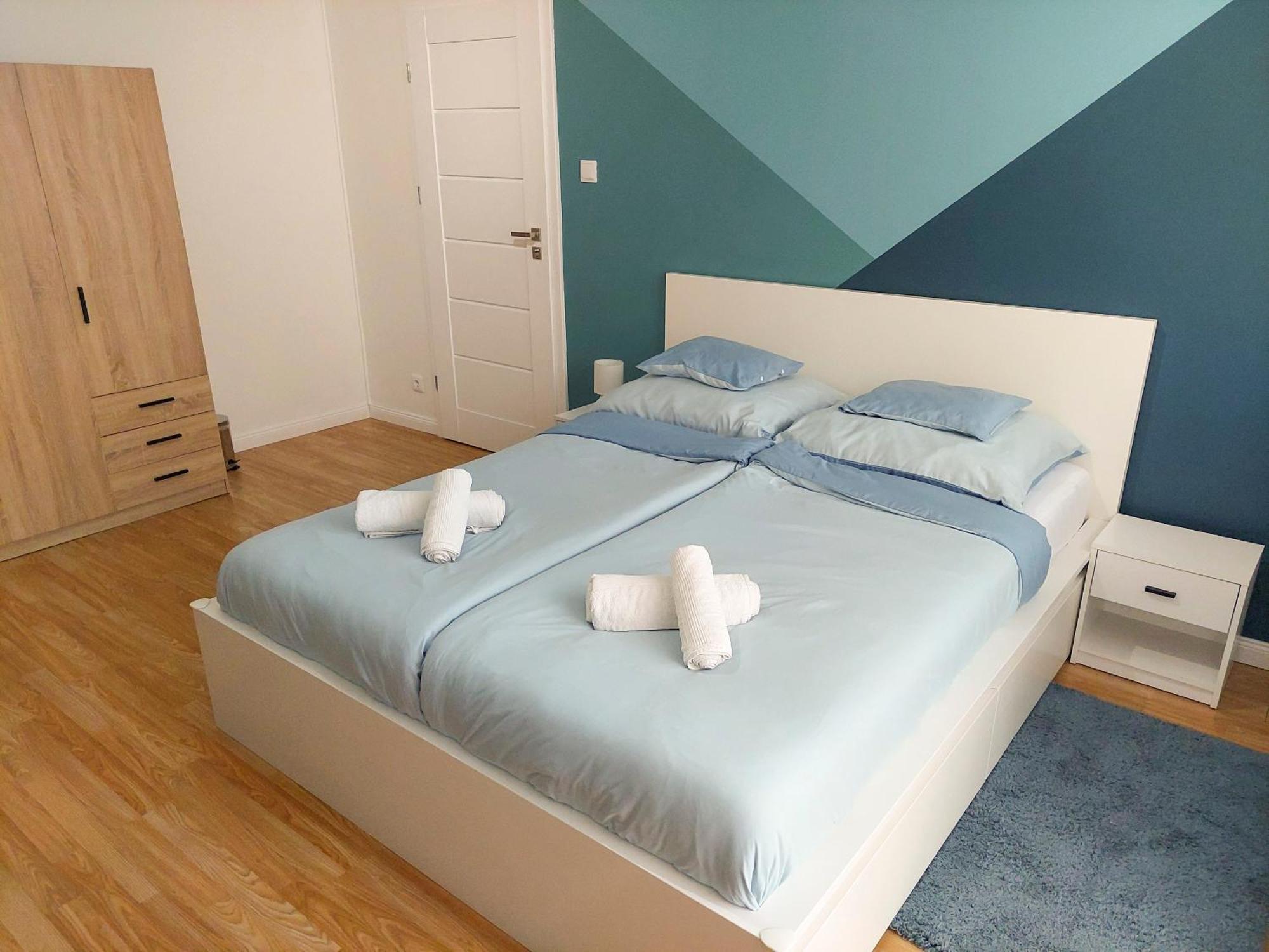 Aweshome City Apartment - 3 Bedrooms And Free Parking Дебрецен Екстер'єр фото